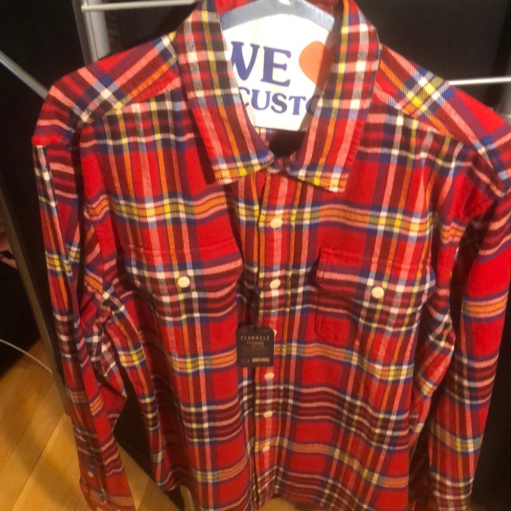 American Eagle large red rugged flannel never worn